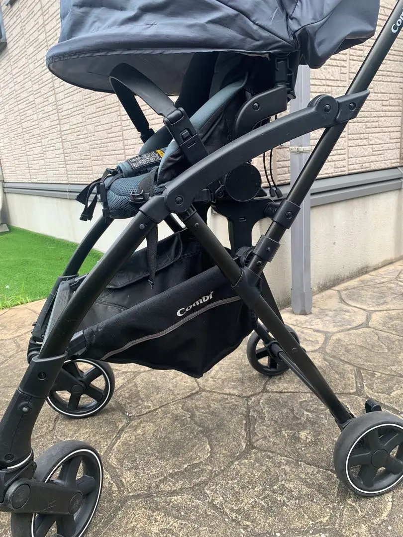 combi コンビ ベビーカー AttO type-L 極美品 オマケ付き Combi 【ベビーカー レンタル】A形 両対面式 生後1ヶ月〜3歳頃
