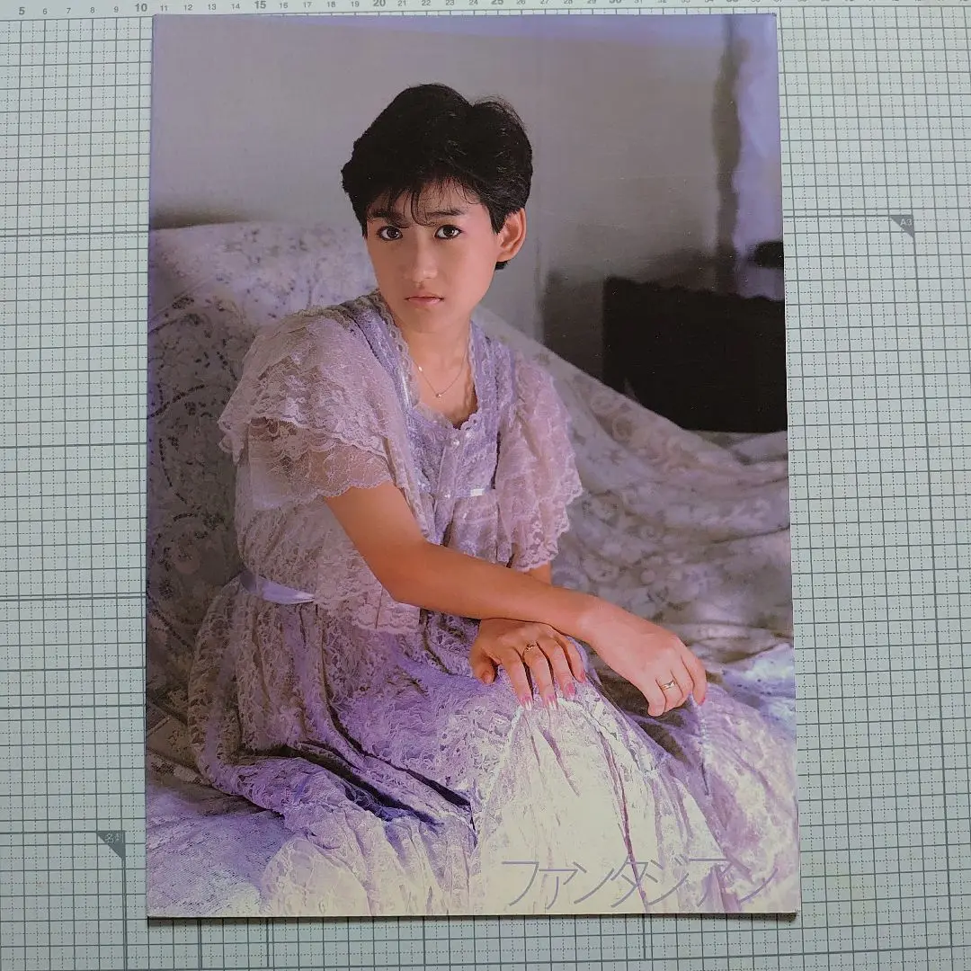 岡田有希子　希少なファーストコンサート　パンフレット 岡田有希子さん ファーストコンサート パンフレット・半券セット