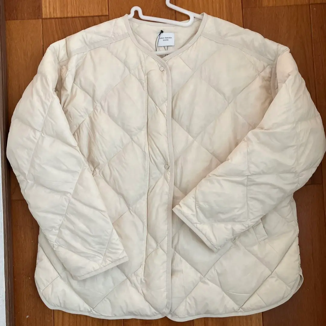 【美品】UR DOORS ライトダウンキルトショートブルゾンIVORY 楽天市場】『WEB/一部店舗限定カラー』ライトダウンキルト
