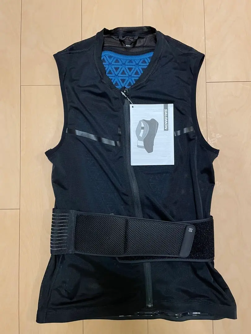 新品未使用　サロモン(SALOMON) スキー スノーボード プロテクター Amazon.co.jp: SALOMON: プロテクション