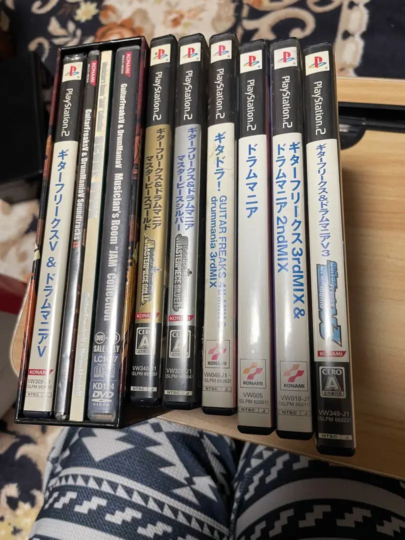 説明書欠品有り PlayStation 2/プレイステーション 2/プレステ 2/PS 2 KONAMI コナミ GuitarFreaks ＆ DrumMania V3 Limited Edition ギターフリークス＆ドラムマニア  ソフト 説明書欠品有り PlayStation 2/プレイステーション 2/プレステ 2