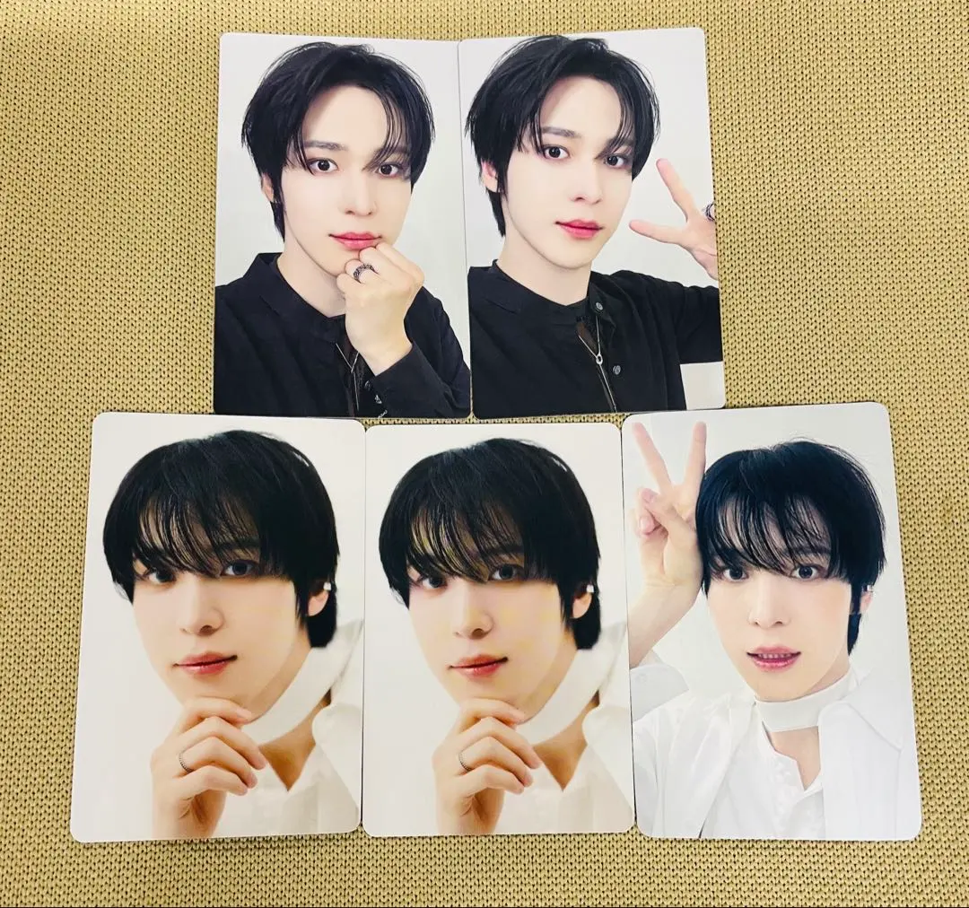 Thumbnail of Ateez Ashes to Light Yunho - Bundle