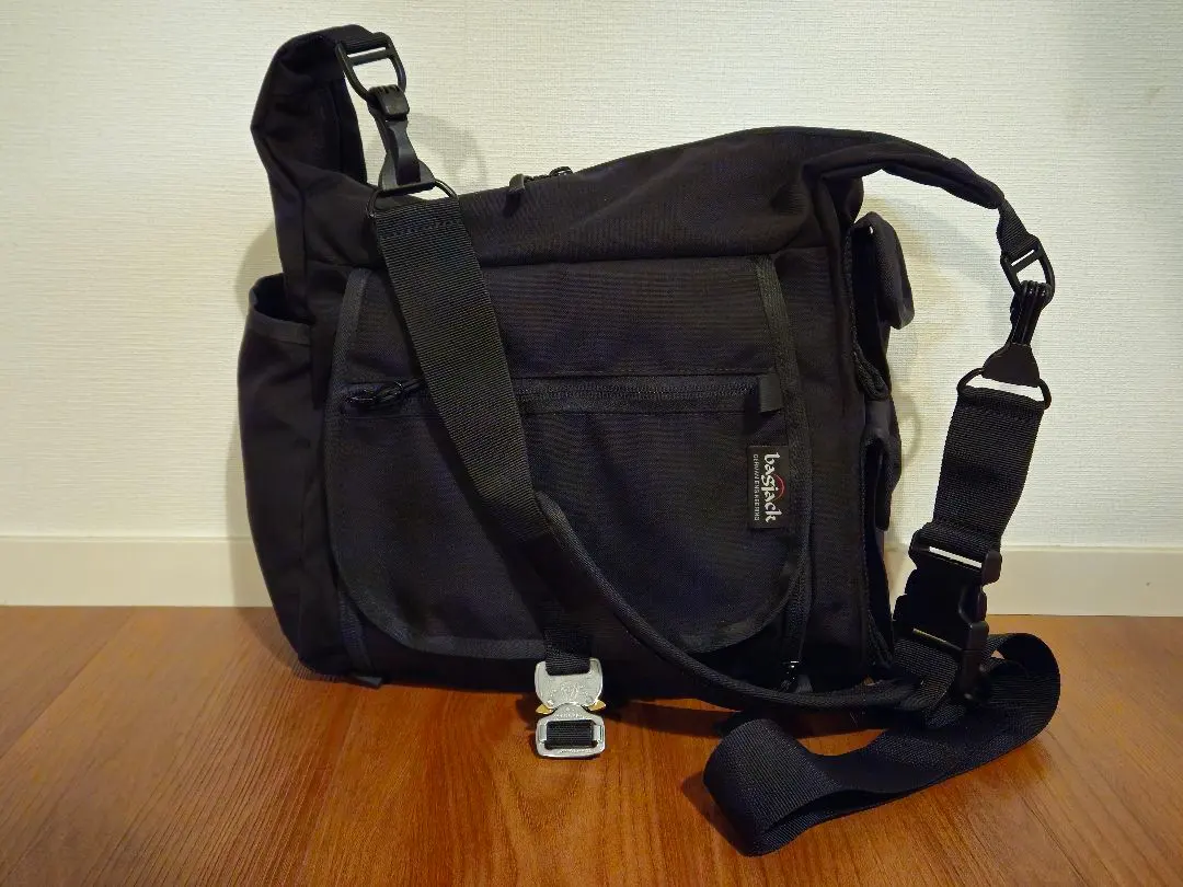 【値下げ】希少品 バッグジャック メッセンジャーバッグ 大容量 カスタム 自転車 楽天市場】バッグジャック メッセンジャーバッグの通販