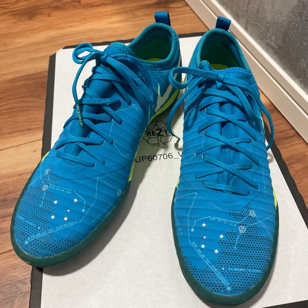 ナイキ 27cm マーキュリアル フィナーレ サッカー フットサル NIKE 2025年最新】マーキュリアル x フィナーレの人気アイテム - メルカリ