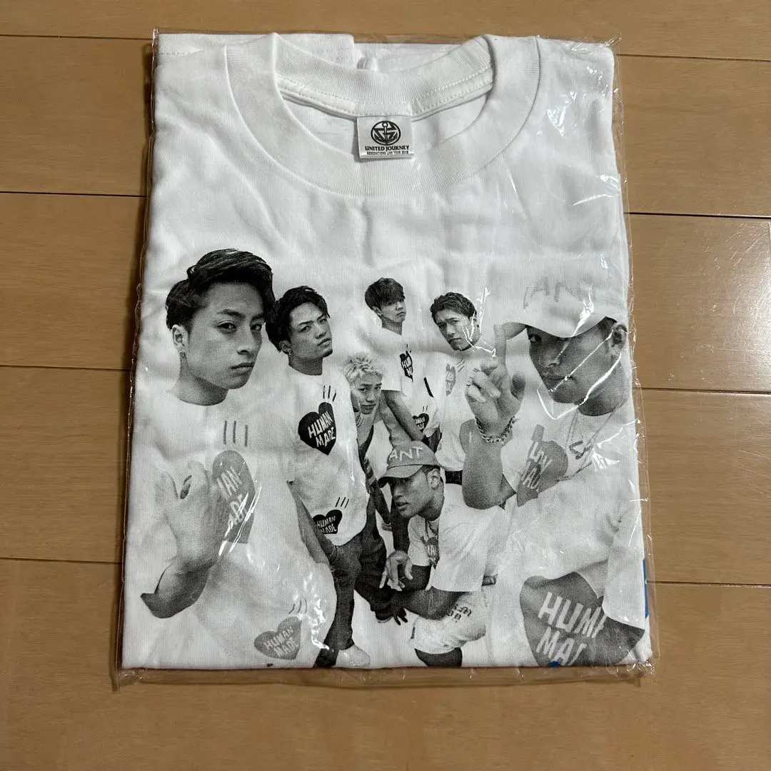 Thumbnail of ETS ONLINE Limited GENERATIONS Photo T-shirt, Size M