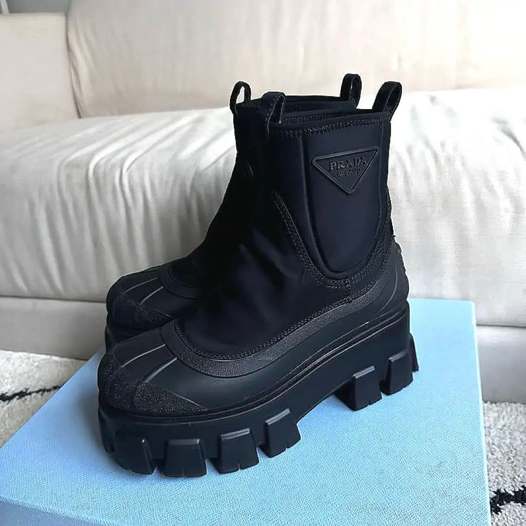 2025年最新】prada モノリス re-nylon ギャバジンの人気アイテム