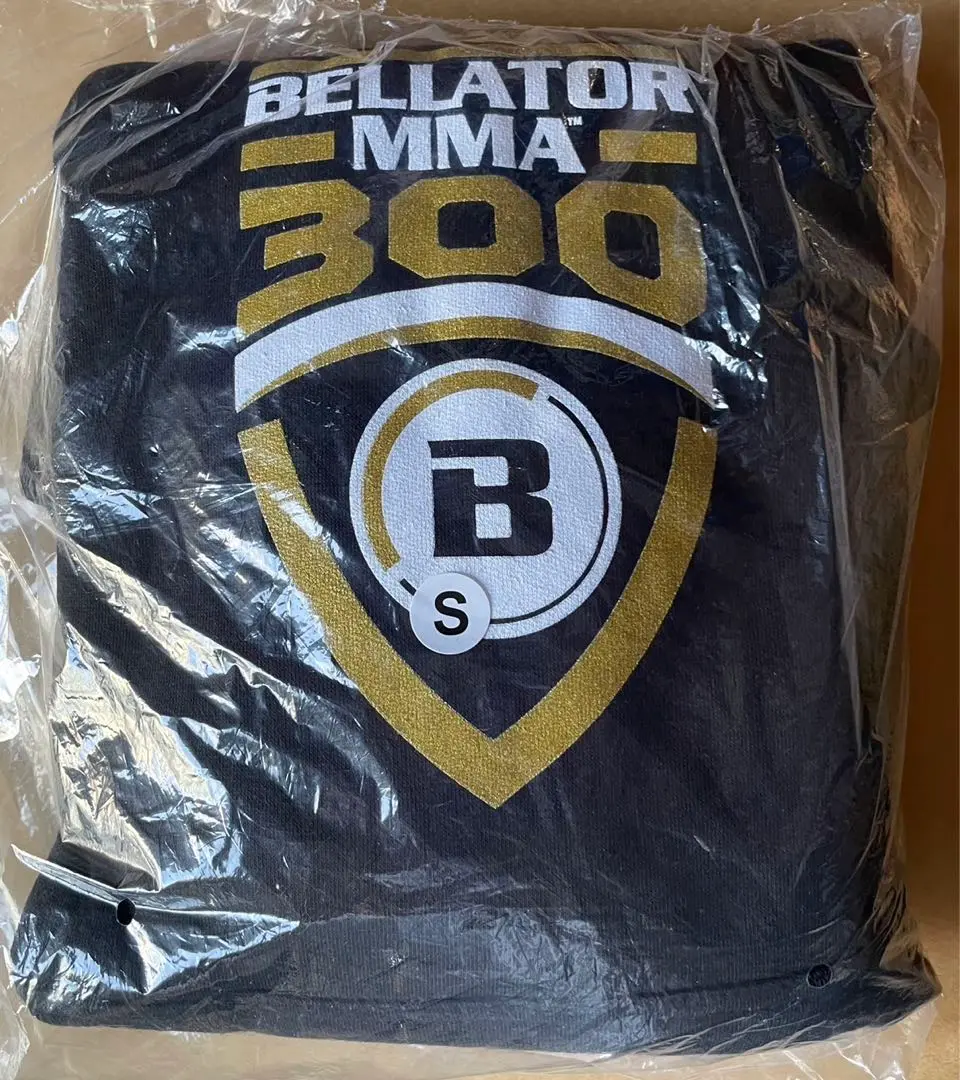 2025年最新】bellator パーカーの人気アイテム - メルカリ