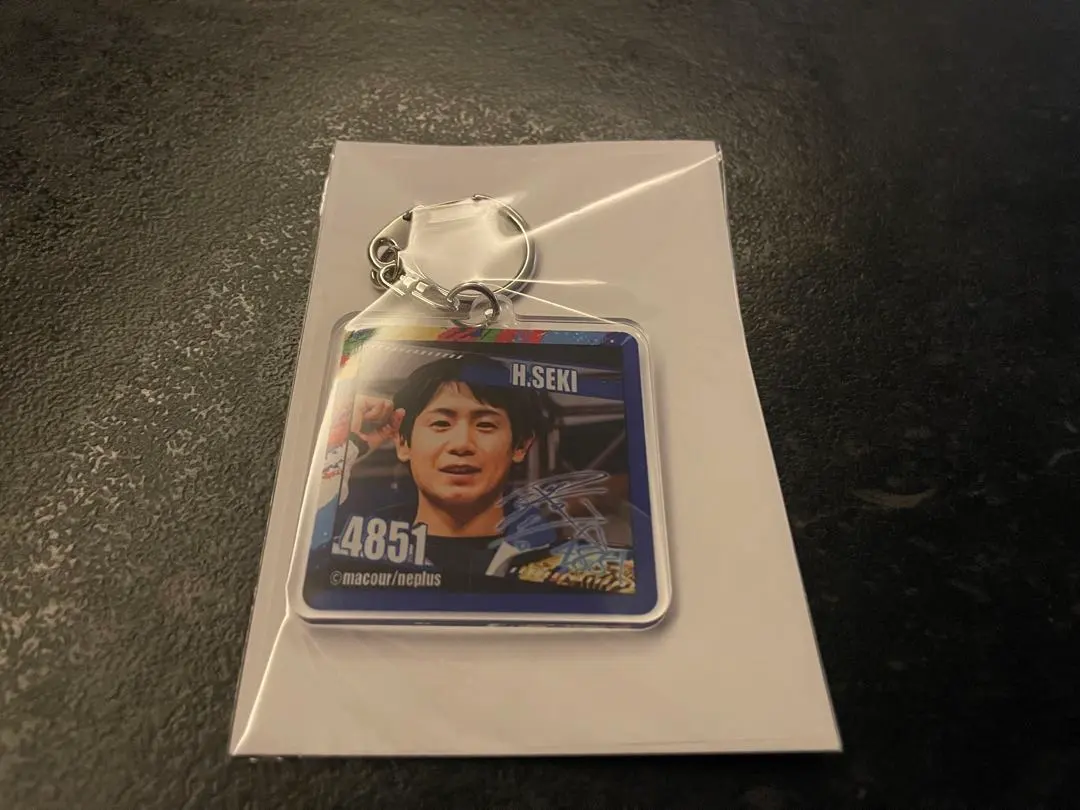 関浩哉　直筆サイン入りアクリルプレート 2025年最新】関浩哉選手の人気アイテム - メルカリ