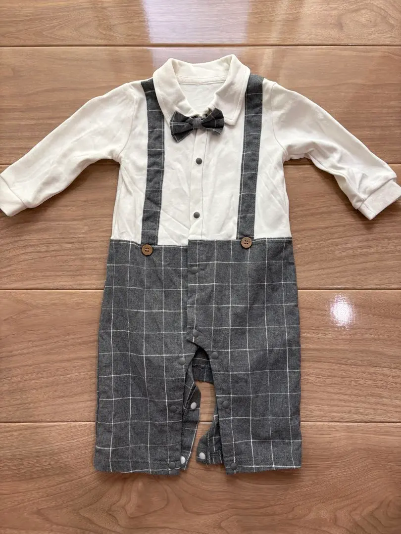 Thumbnail of Bow tie overalls 70cm