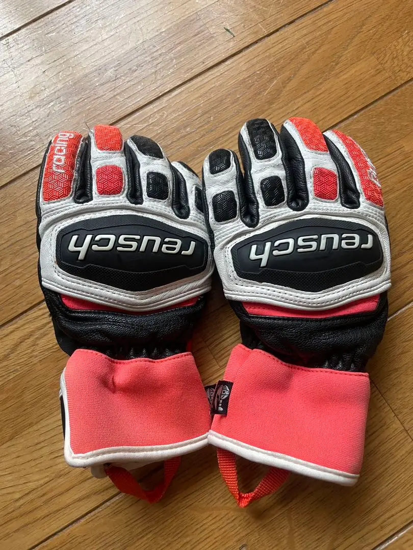 ロイッシュ　reusch Guzzo Racing グローブ￼Jr￼サイズ￼5 ロイッシュ reusch Guzzo Racing グローブ￼Jr￼サイズ￼5