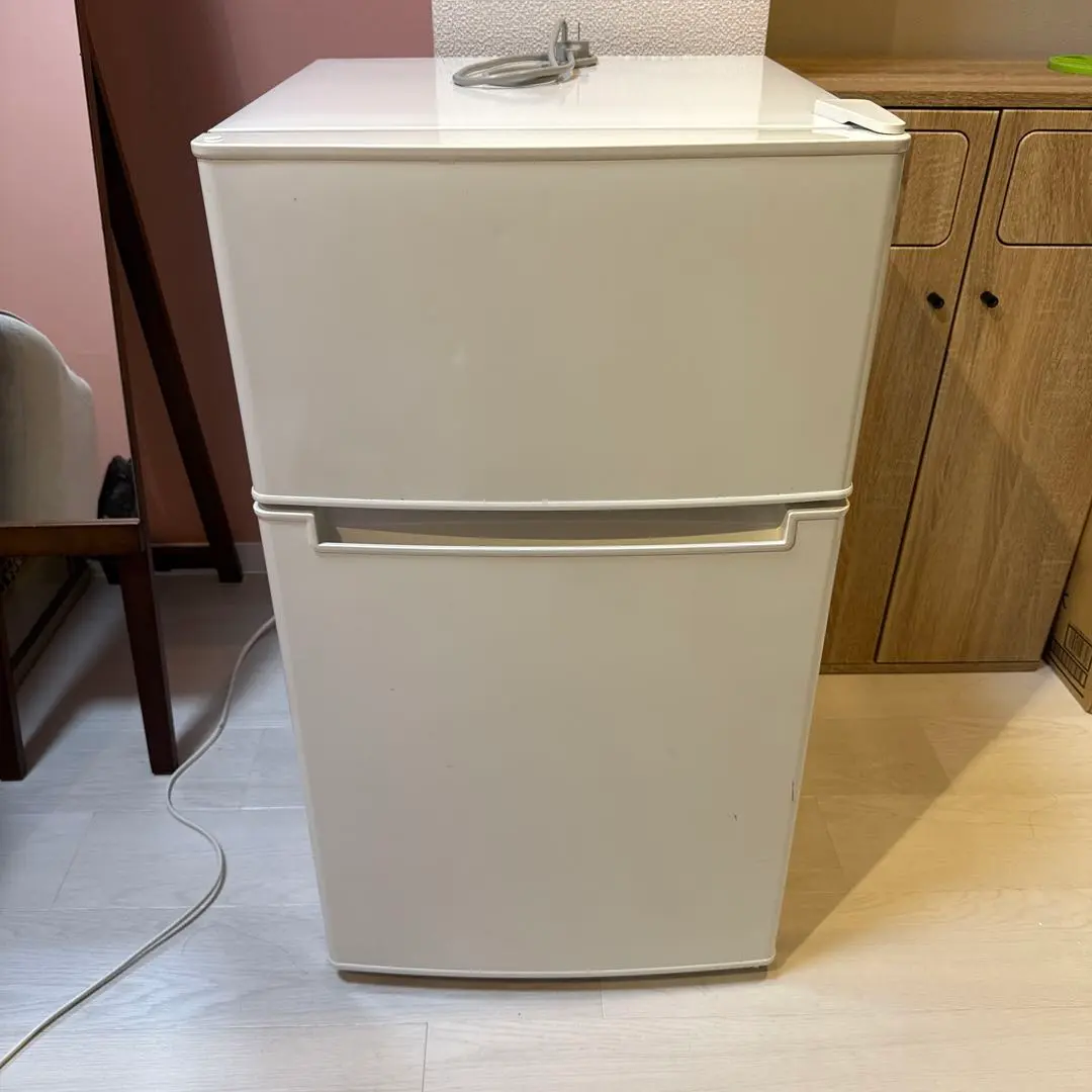 ハイアール 冷蔵庫 2019年製 85L AT-RF85B 店舗引き取りのみ】動作確認、清掃済み‼️ HAIER AT-RF85B 85L