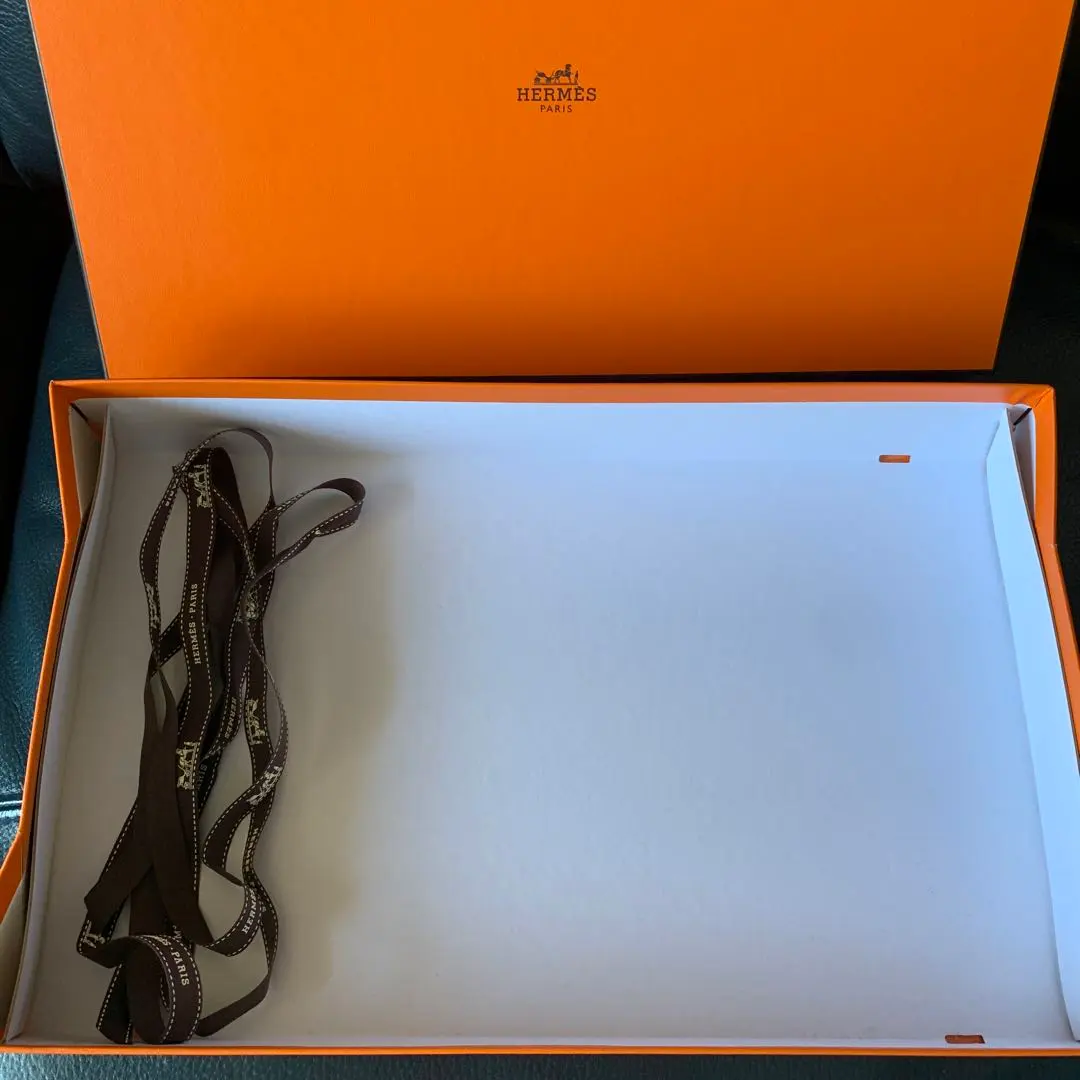 2025年最新】エルメス 空箱 スカーフ 24の人気アイテム - メルカリ
