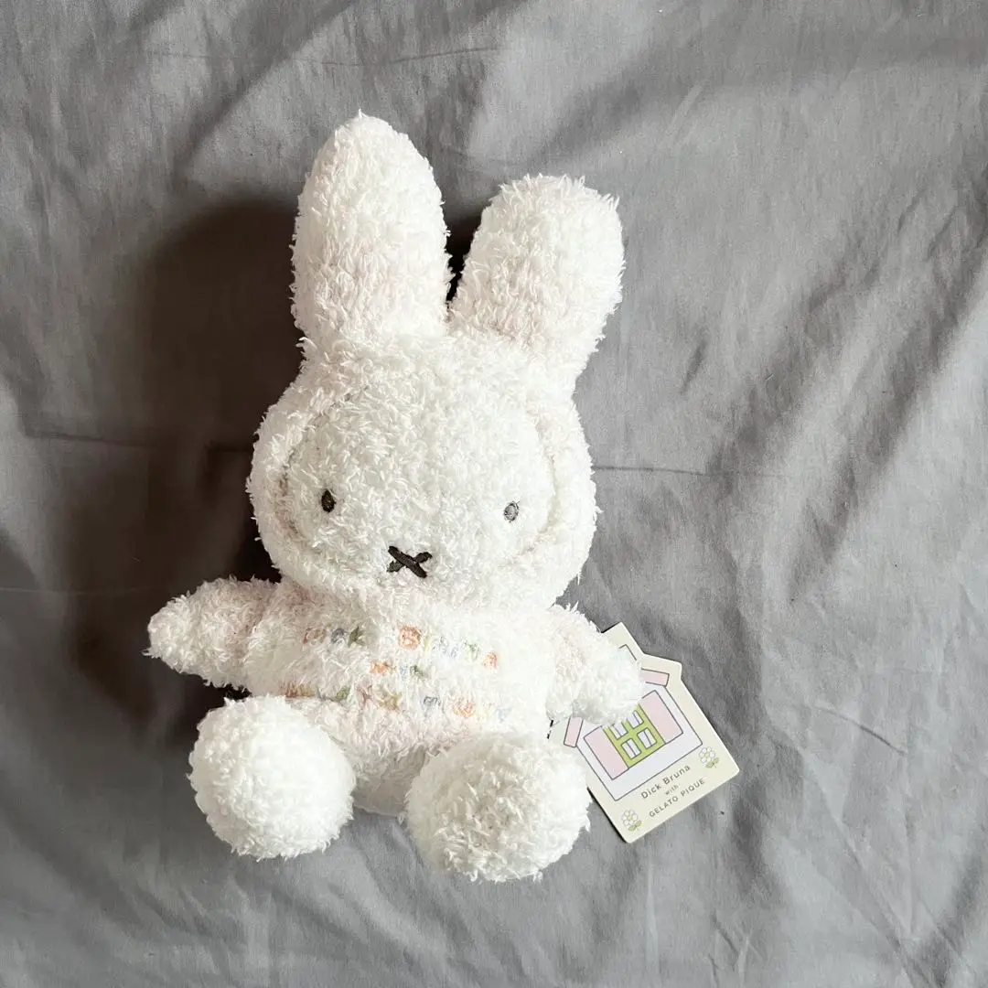 gelato piqueミッフィー ぬいぐるみ 約30cm【新品未使用】 ジェラートピケ ミッフィーぬいぐるみ - メルカリ
