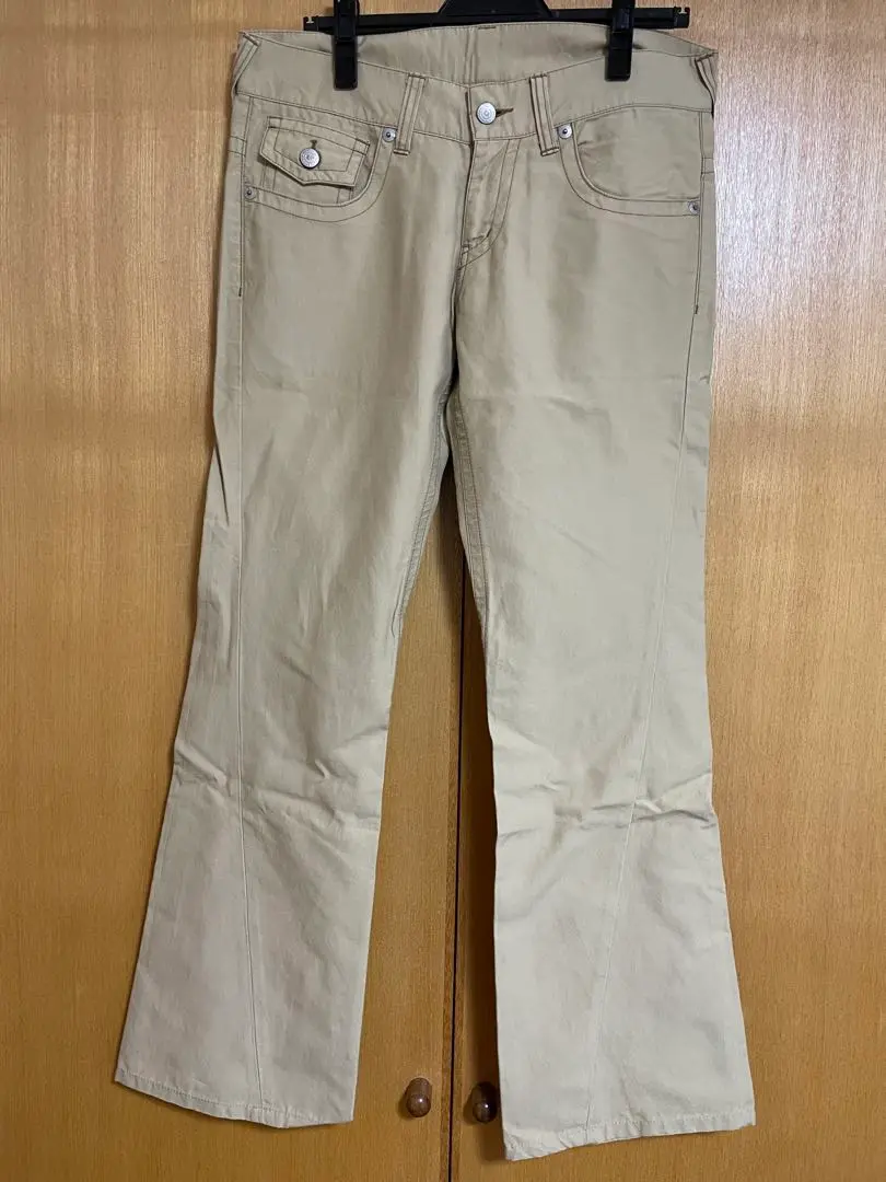 新品TORNADO MARTホワイト スリムフィット コットンパンツ 新品TORNADO MARTホワイト スリムフィット コットンパンツ