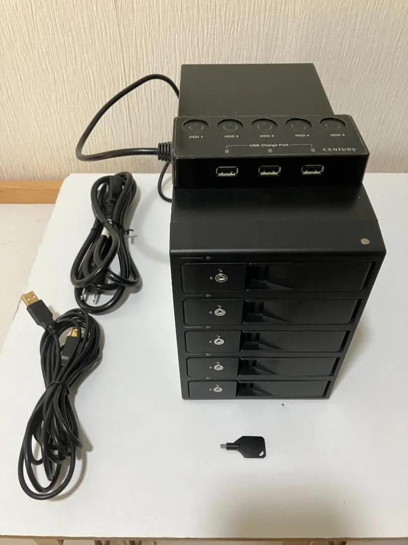 400★セール★Century 裸族のカプセルホテルVer.2★ジャンク品 販売終了】 裸族のカプセルホテル Ver.2 (CRCH35U3IS2