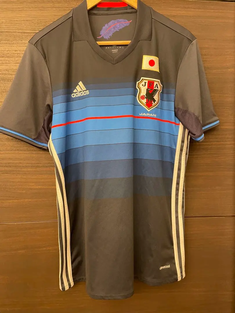 2025年最新】サッカー日本代表ユニフォーム2016の人気アイテム - メルカリ