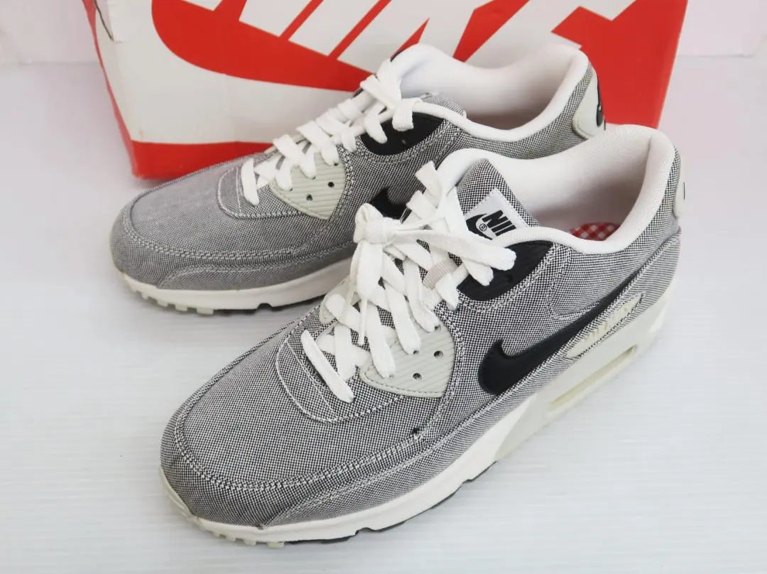 Thumbnail of NIKE Air Max 90 PRM (Premium)