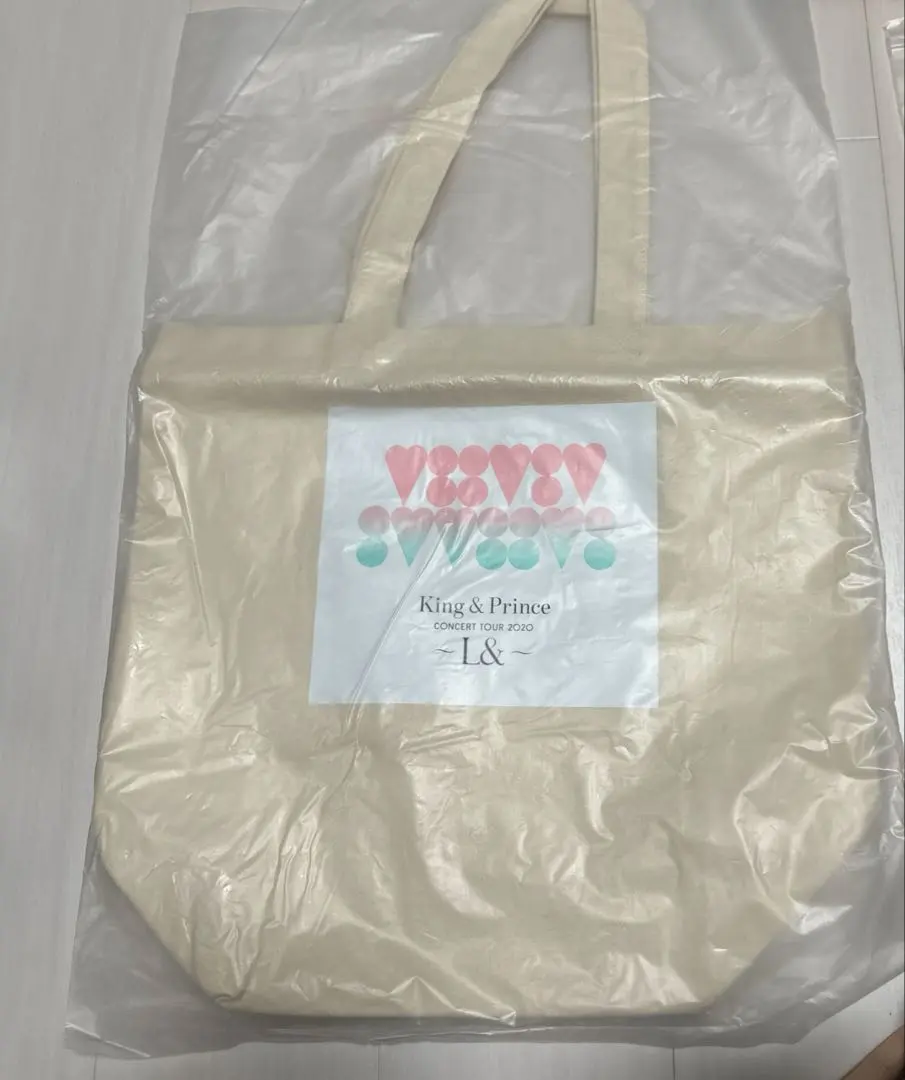 Thumbnail of King & Prince L& Tour Bag Kinpuri