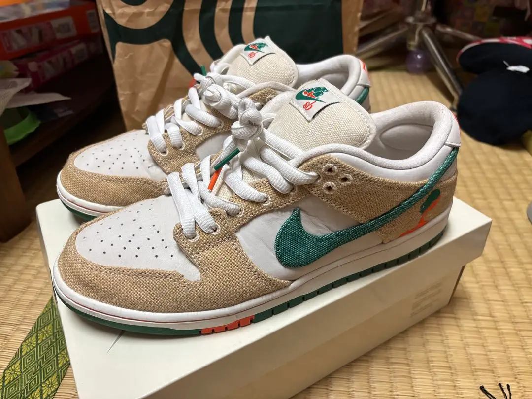2025年最新】jarritos × nike sb dunk lowの人気アイテム - メルカリ