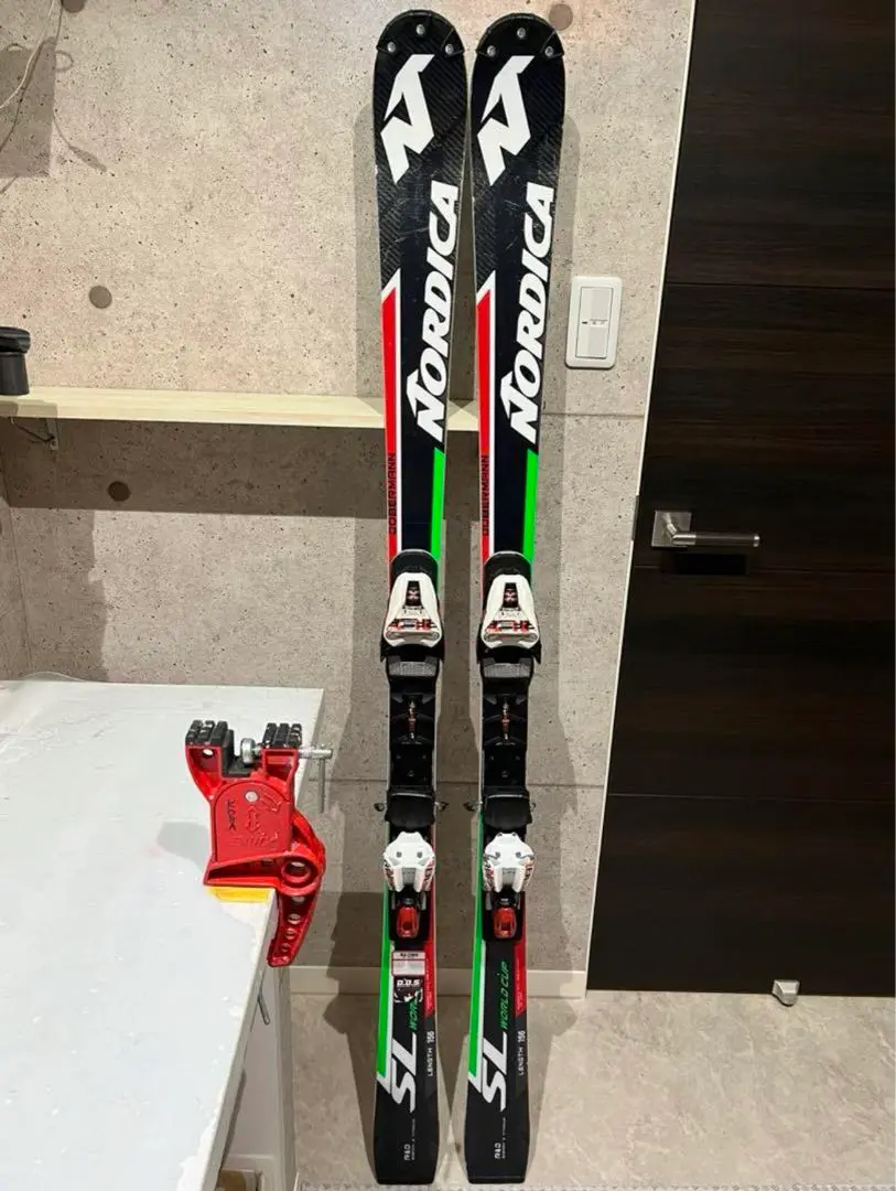 Nordica SL WC comp16 ビンディング付きスキー 未使用 Nordica SL WC comp16 ビンディング付きスキー 未使用