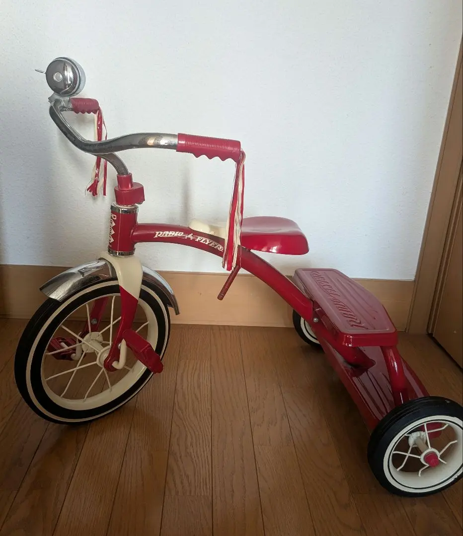 ラジオフライヤー　三輪車　アンティーク　ラジオフライヤー クラシック 3輪車 Amazon.co.jp: RADIO FRYER (ラジオフライヤー) クラシック