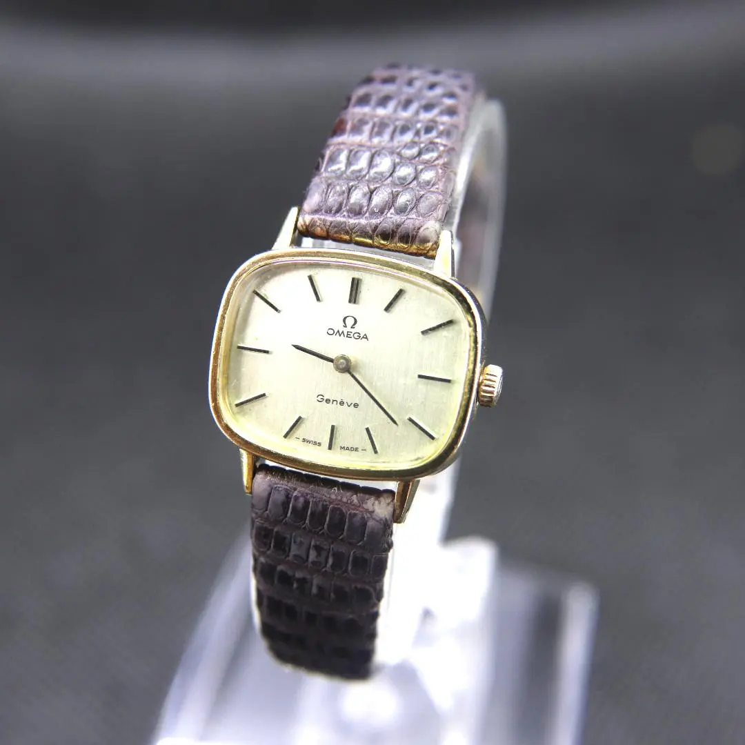 Thumbnail of Omega Geneve wristwatch for women, square, manual winding, vintage, 24mm