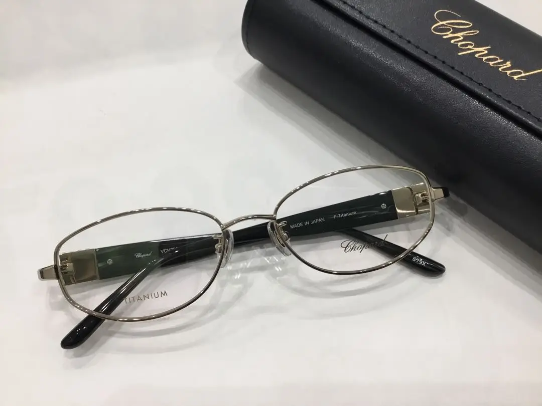 日本未販売‼️　ショパール　Chopard　サングラス　ネイビー　　新品未使用 2025年最新】Chopard サングラスの人気アイテム - メルカリ
