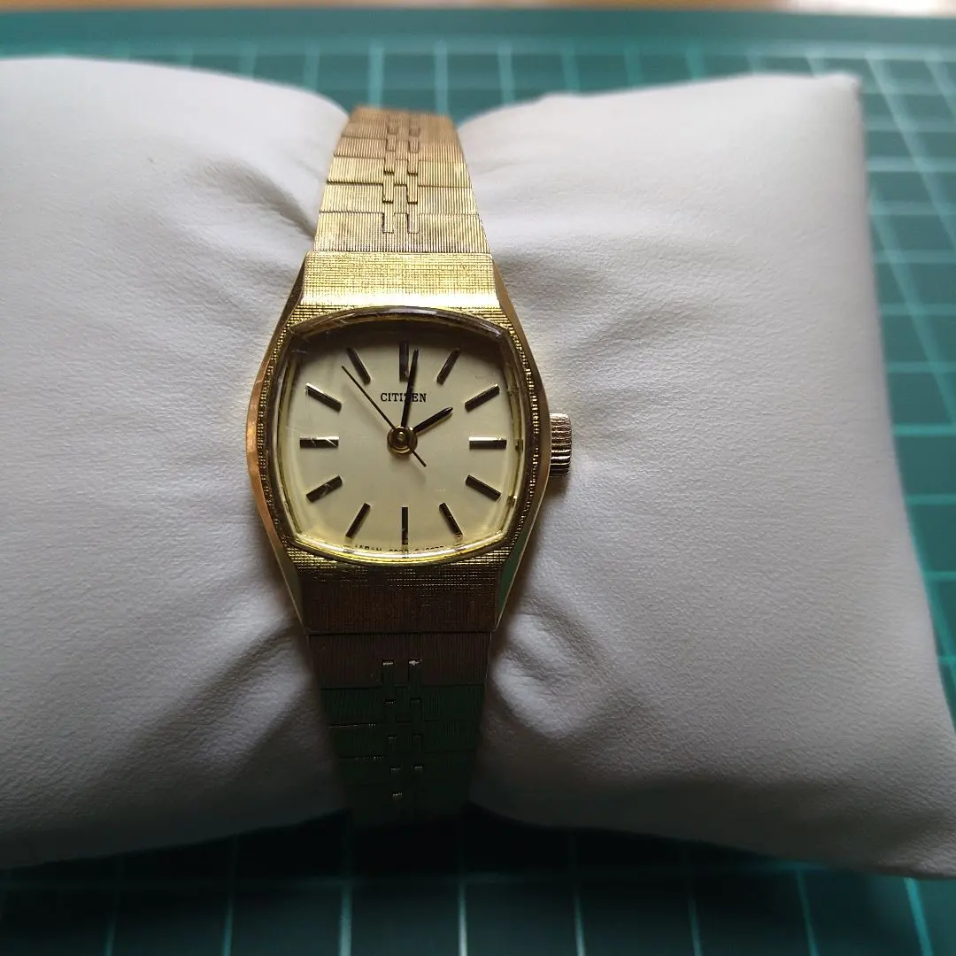 CITIZEN 金色 指針式腕錶（鍍金）女士 的縮圖