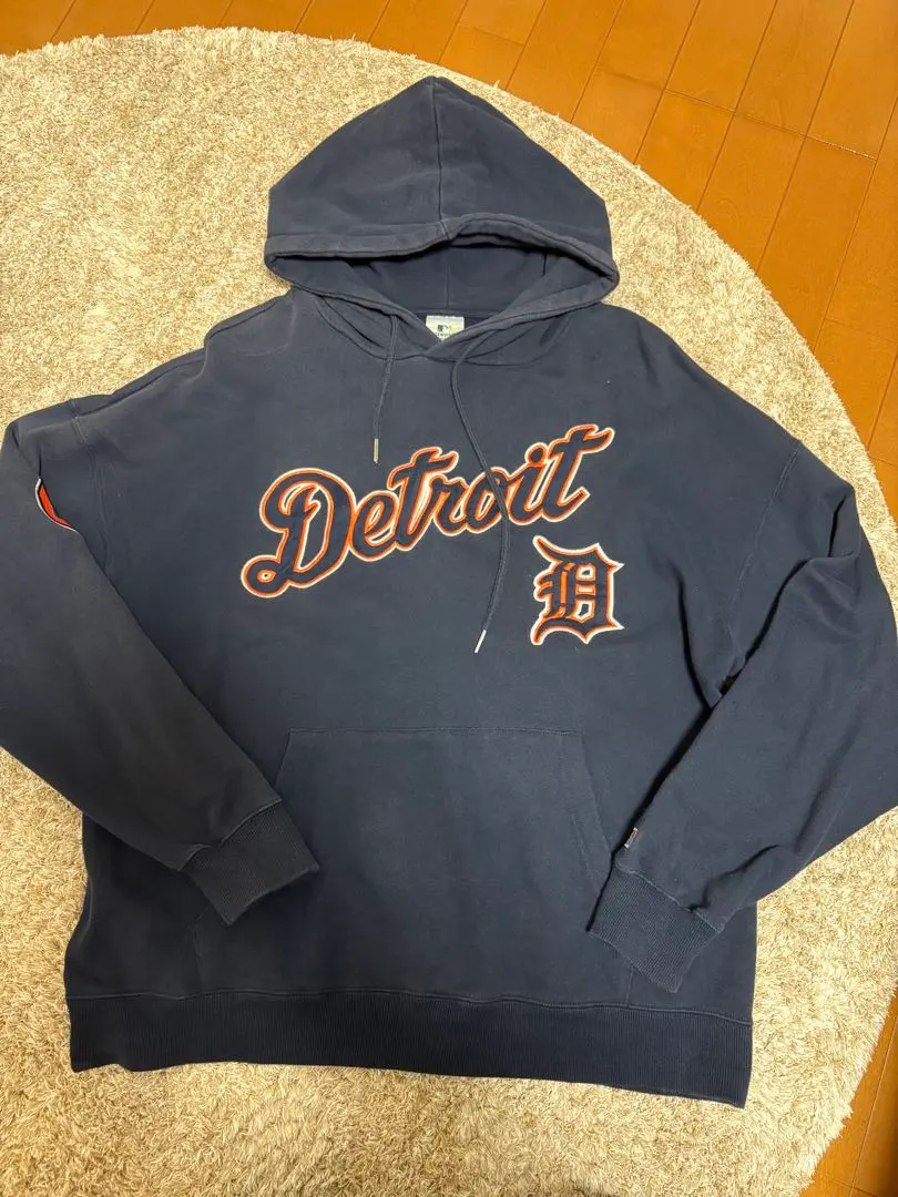 Thumbnail of Navy hoodie with the Detroit logo, size L