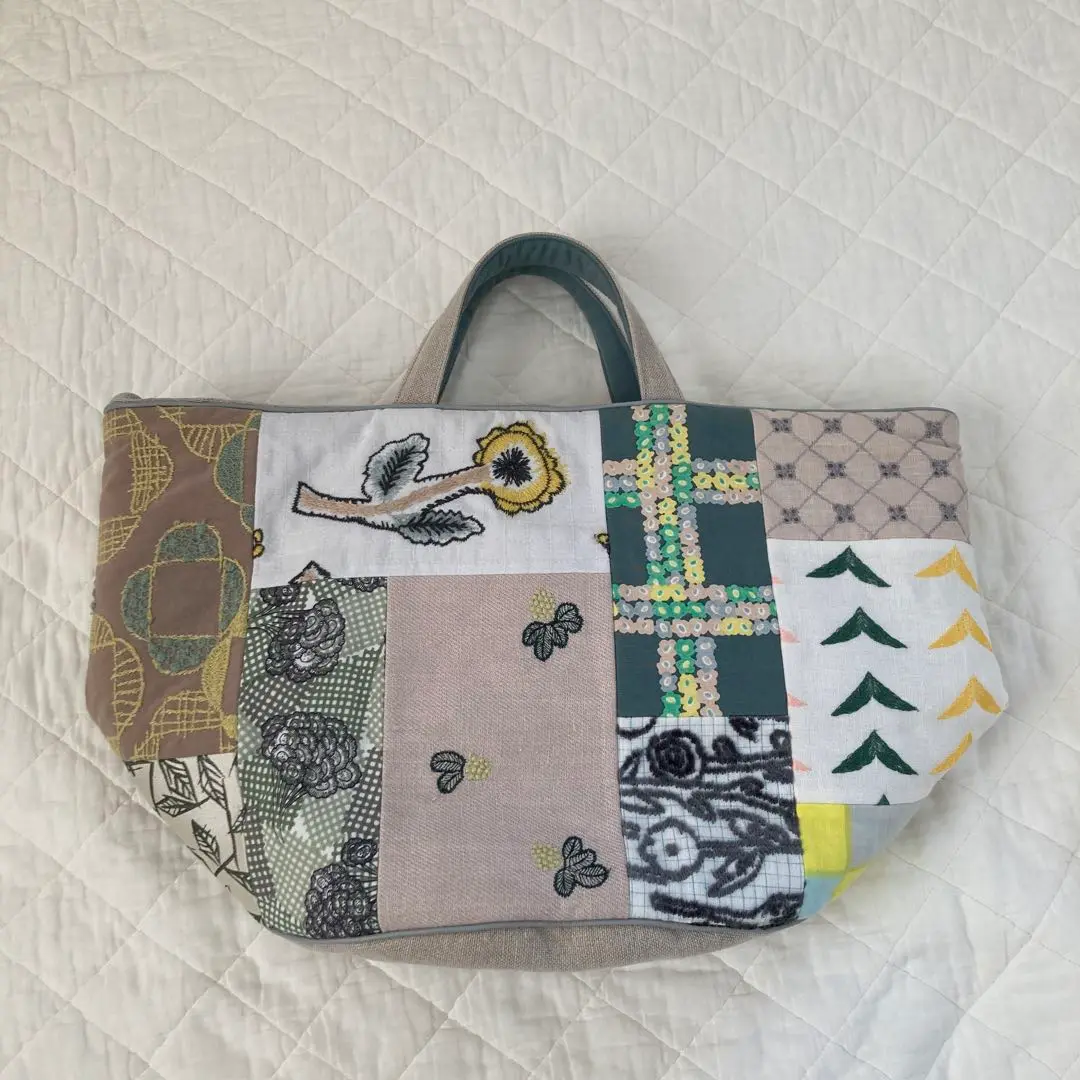 美品mina perhonen バスケットバッグ　ピースバッグ　箱&タグ付き mina perhonen - 新品 ミナペルホネン ピースバスケットバッグ