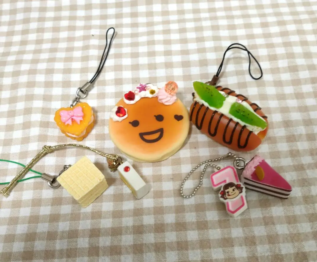 Thumbnail of Food Keychain Set
