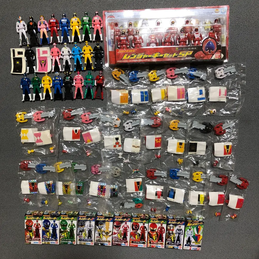 も*じ様 【未開封品】ガシャポン レンジャーキー20種 チェンジグリフォン タイ 電撃戦隊チェンジマン チェンジグリフォン レンジャーキー 海賊