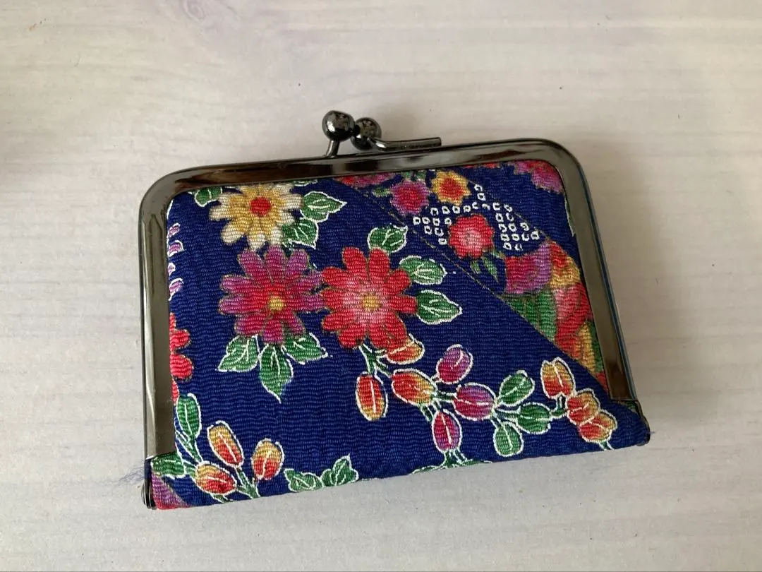 Thumbnail of 【Excellent Condition】Floral Embroidery Sewing Kit