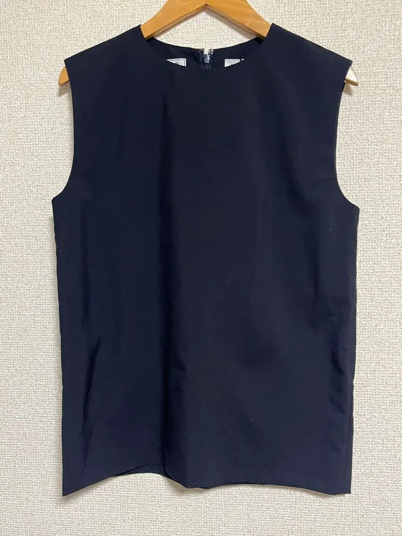 MADISONBLUE マディソンブルー ノースリーブ タンクトップ 白 マディソンブルー Hello ノースリーブ Tシャツ タンクトップ 白