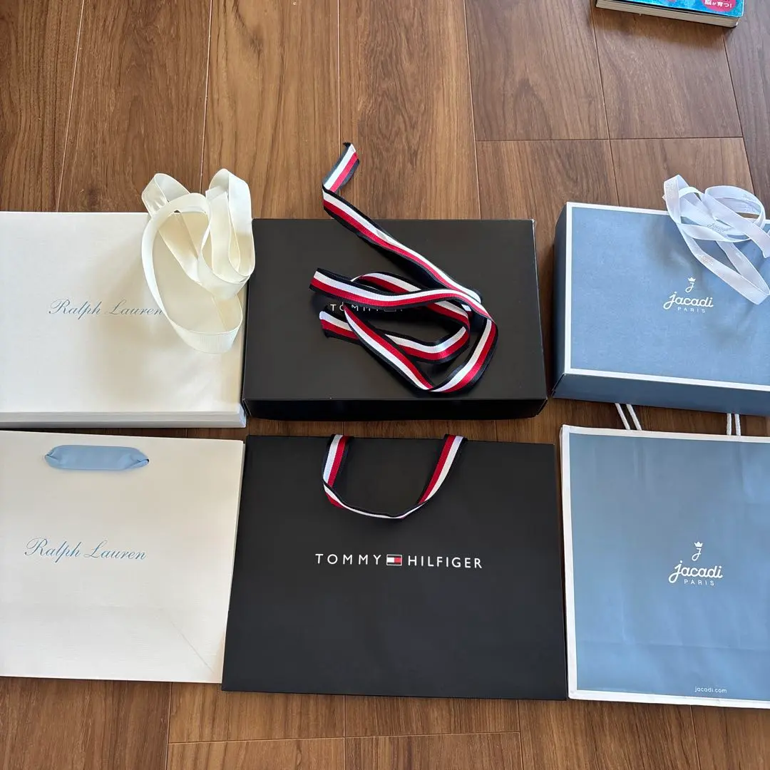 Ralph Lauren Tommy 嬰兒品牌 購物袋 禮品盒 的縮圖