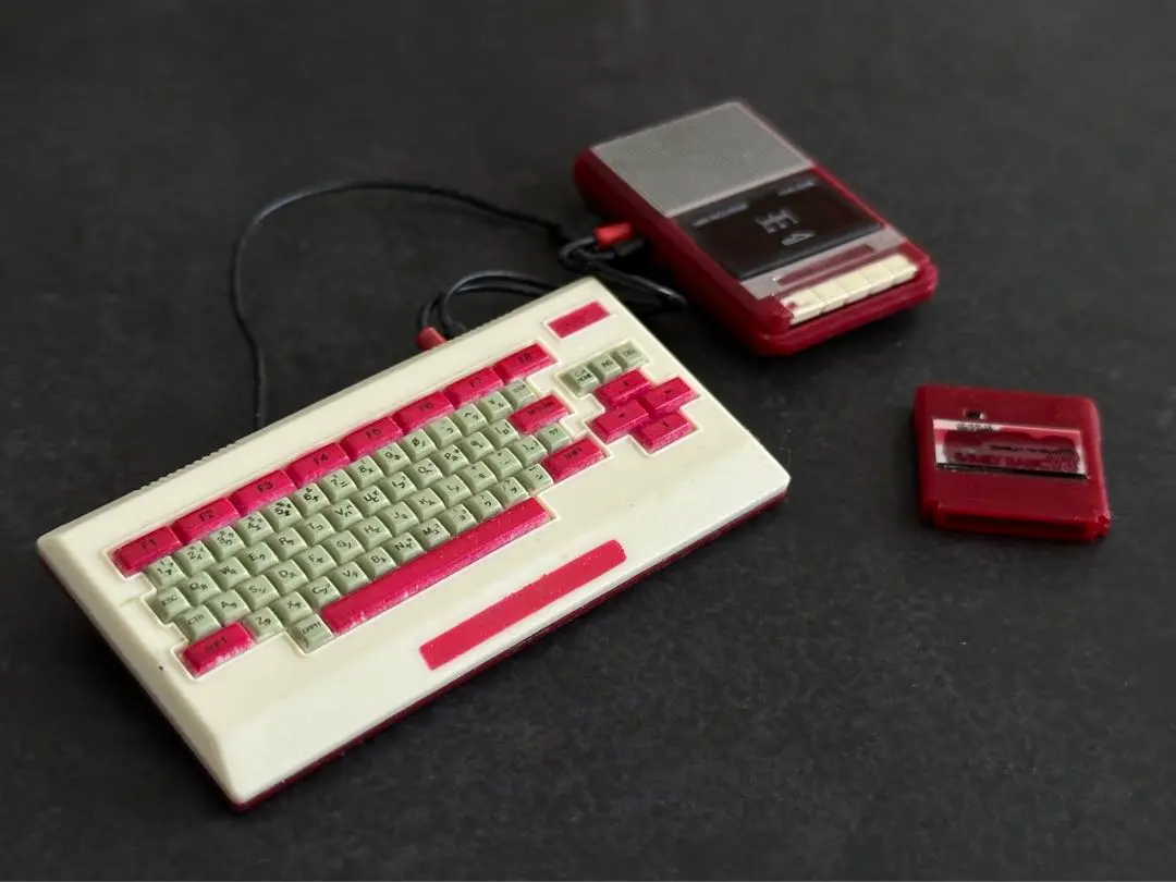 【美品】ファミリーベーシックとデータレコーダーセット 希少美品）Nintendo ファミリーベーシック専用データレコーダー