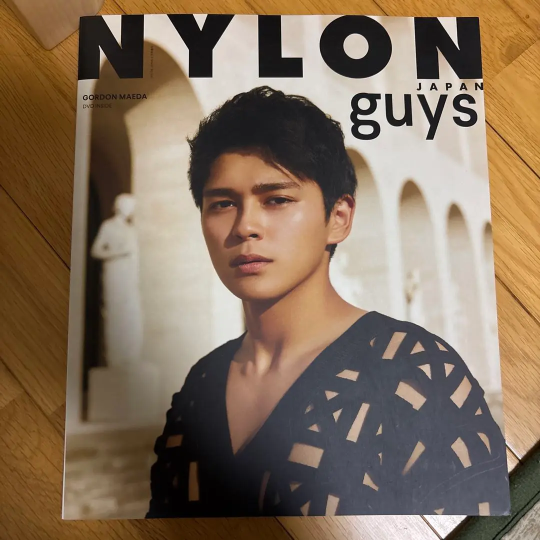 眞栄田郷敦　natural 写真集　サイン入り Amazon.co.jp: 眞栄田郷敦 1st Photo Book「natural