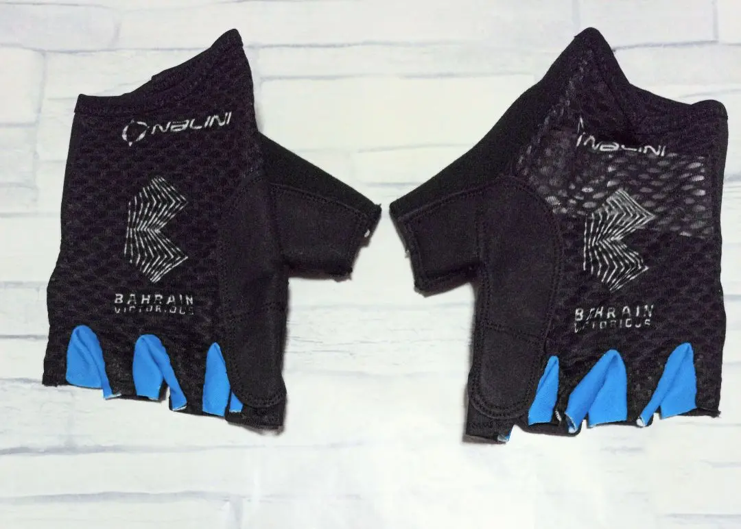 支給品　エアログローブ　BAHRAIN VICTORIOUS 　XS 支給品 エアログローブ BAHRAIN VICTORIOUS XSの通販 by #さい