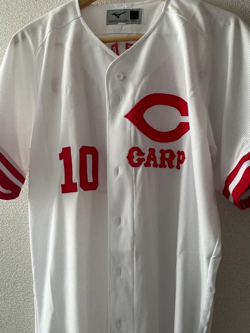 【希少】新品 未使用 広島東洋カープ Carp ユニフォーム #10 金本知憲 Amazon.co.jp: 金本 知憲 10 広島 東洋 カープ グッズ 広島