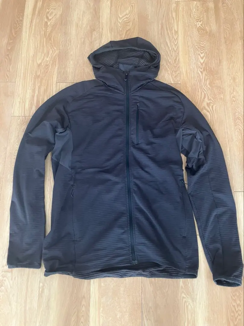 新品未使用 Salomon サロモン ジャケット ジャージ　ONYONE b 非売品25春夏モデル 新品タグ付オンヨネ サロモンチーム