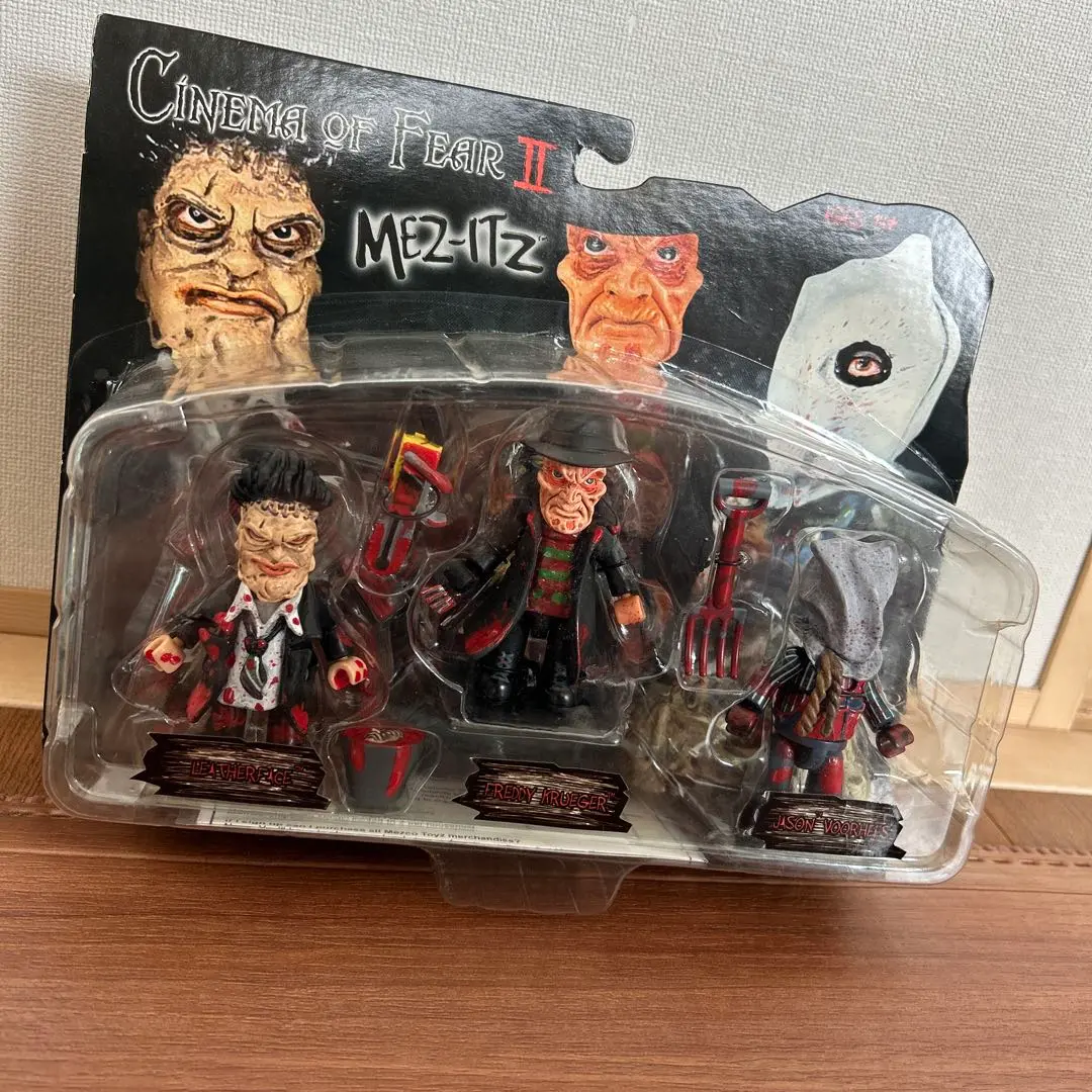 【新品未開封】メズコ CINEMA OF FEAR 13日の金曜日 ジェイソン 新品未開封】メズコ CINEMA OF FEAR 13日の金曜日 ジェイソン