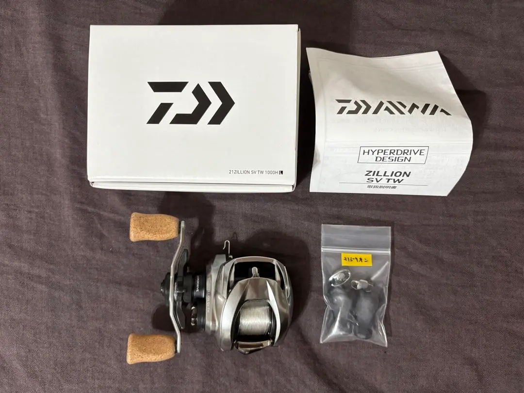 01【新品】21ジリオンSVTW 1000XHL カスタム（ハンドルノブ等） 03【美品】21ジリオンSVTW 1000XHL カスタム（ハンドルノブや