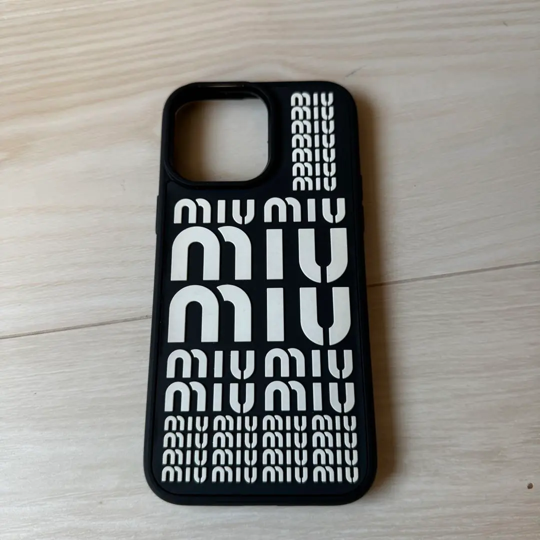 2025年最新】miumiu iphoneケース 15proの人気アイテム - メルカリ
