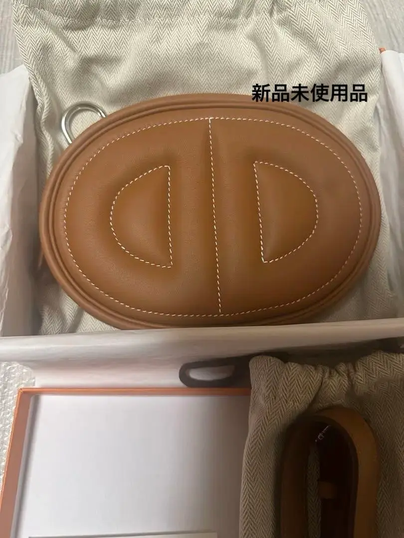 HERMES(エルメス) インザループ ヴェルソ ブラック黒 ヴォー