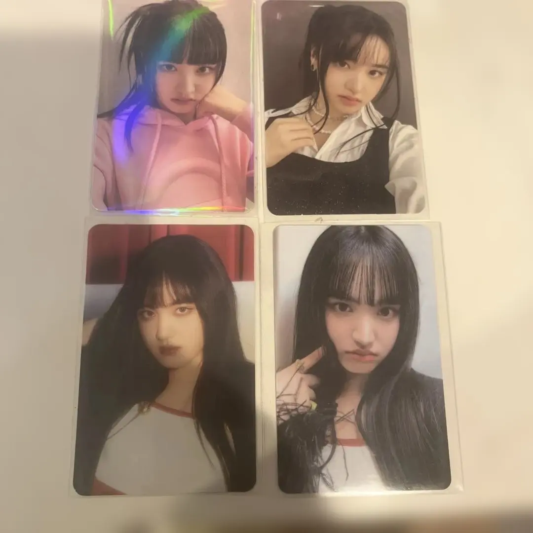 Thumbnail of IVE Liz trading card