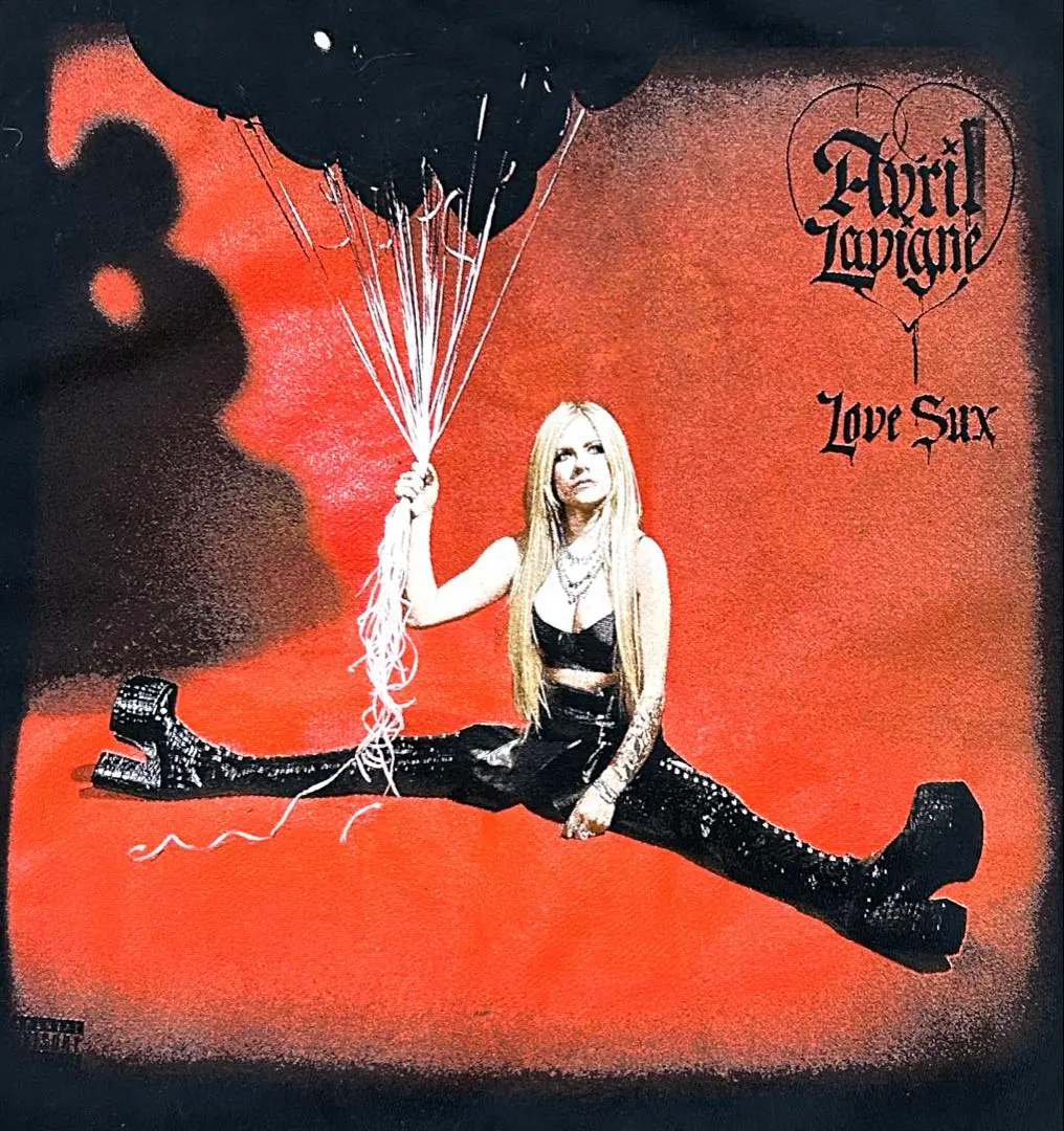 Avril Lavigne | New Album 'Love Sux' Out NOW | MUSIC WEB