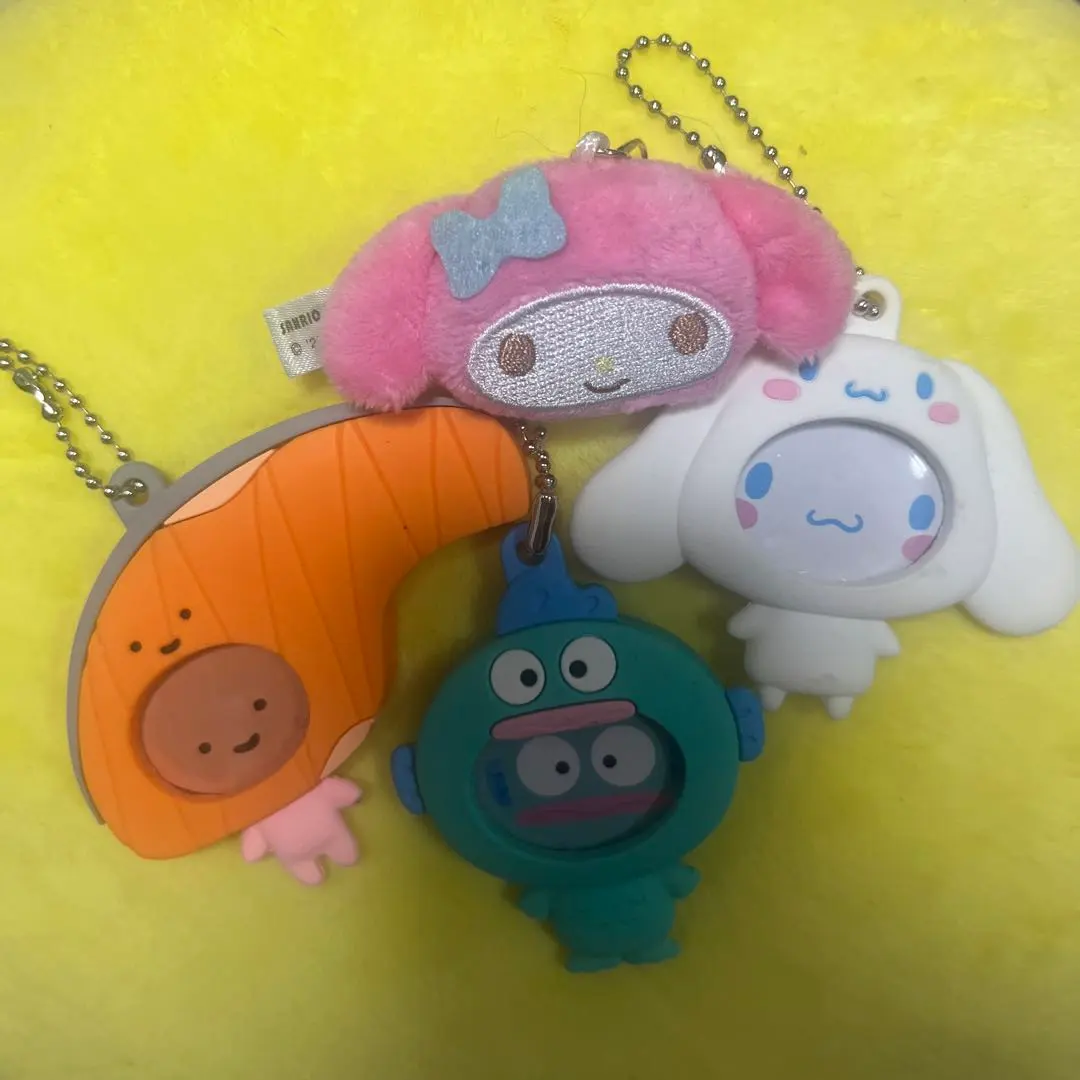 Thumbnail of Mascot with Photo Badge: Cinnamoroll, Hangyodon, Kirimi-chan
