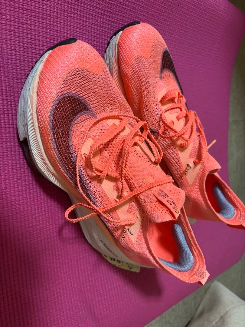 Nike Alphafly 26.5［稀有配色］ 的縮圖