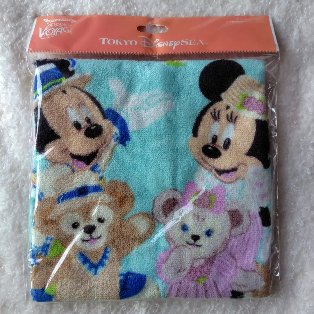 Thumbnail of Tokyo DisneySea Spring Voyage Duffy Mickey Wash Towel