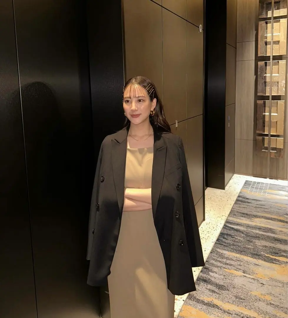 2025年最新】Cutting curve dressの人気アイテム - メルカリ